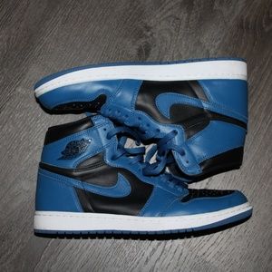 Air Jordan 1 Retro High OG 'Dark Marina Blue'